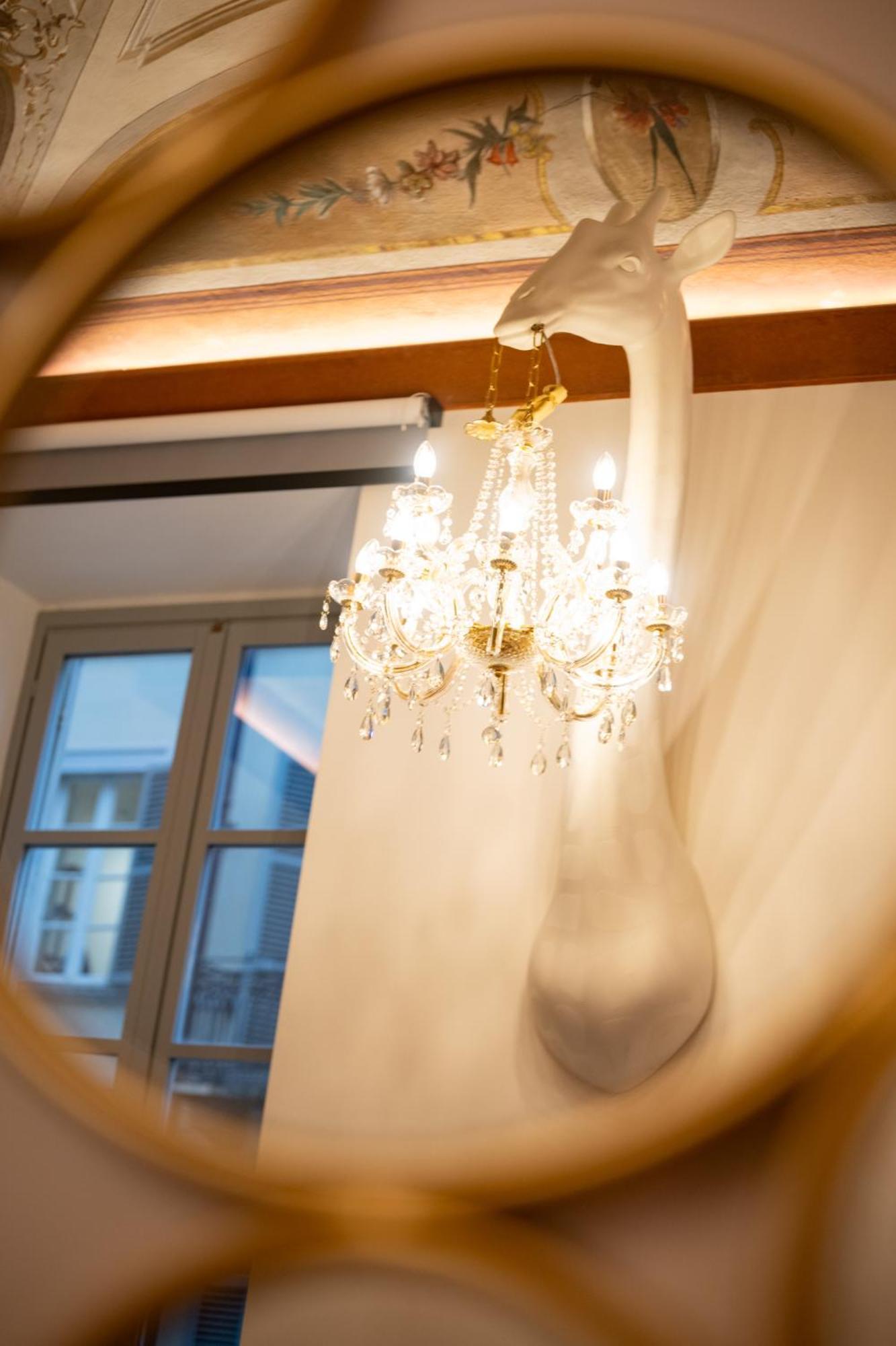 Lagrange Suites, Nel Punto Piu Esclusivo Di *